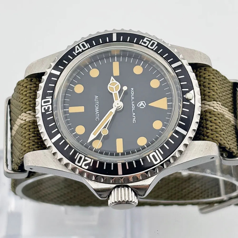 NH35 vintage 40mm sapphire gla - Tropic Strap Vintage 评论和价格