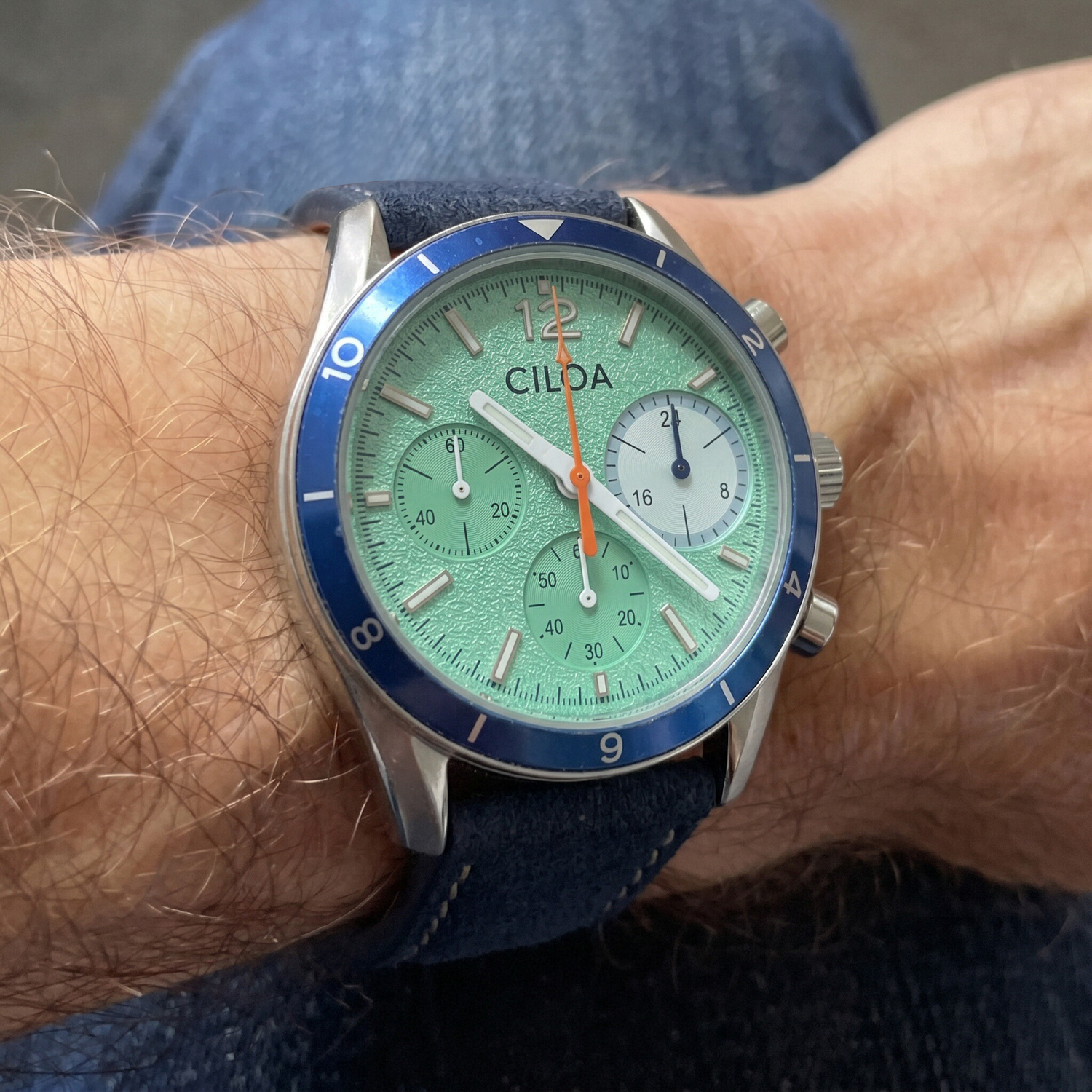 CILOA Men's Chronograph Watch  - Suede Strap Watch 评论和价格